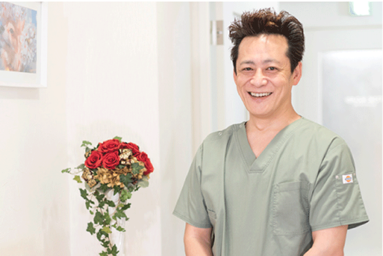 院長 上出 泰央